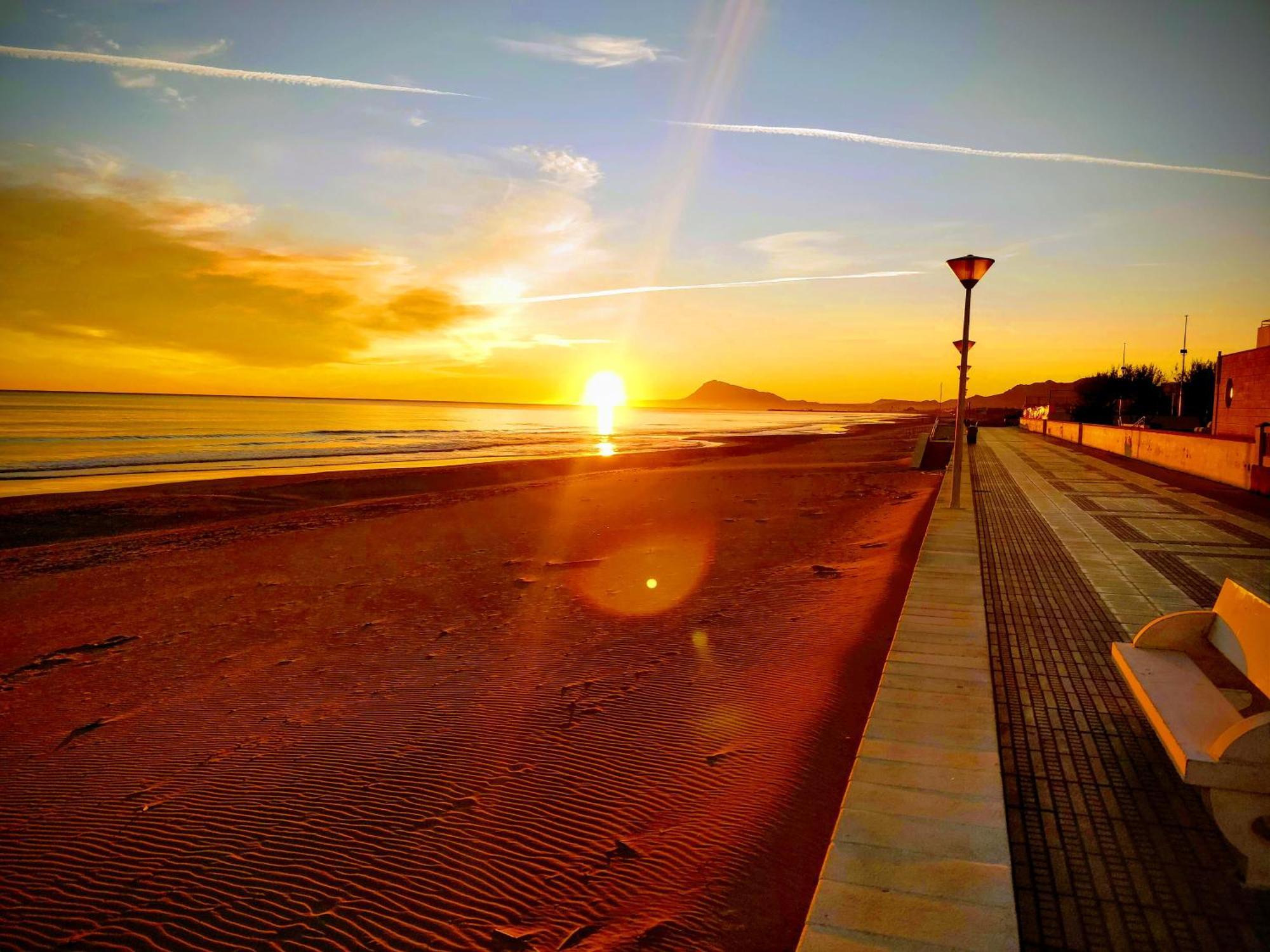 Hello Piles Beach Sofia 외부 사진